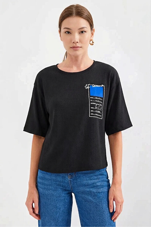 Women's Round Neck Basic Printed Black T-Shirt