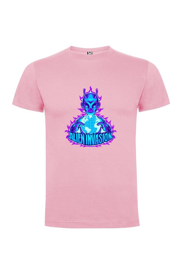 Globe-Wielding Alien Invader Tshirt