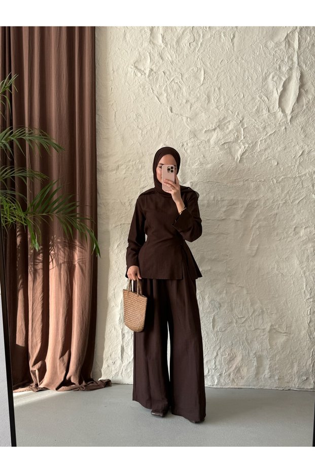 Women's Pinterest Hijab Suit with Slit Detail and Elasticated Trousers