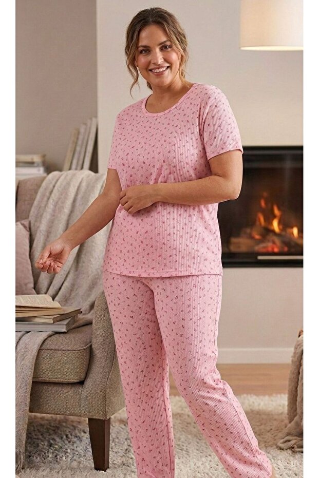 Plus Size Pointiel Patterned Pajama Set - 1