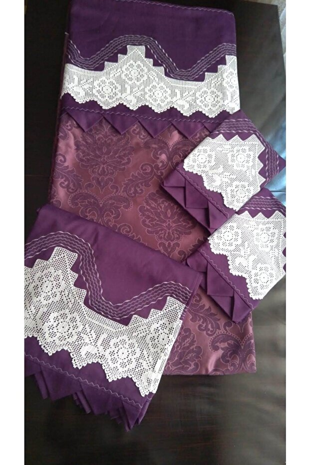 Handcrafted Lace Pique Set Sheet with Laces