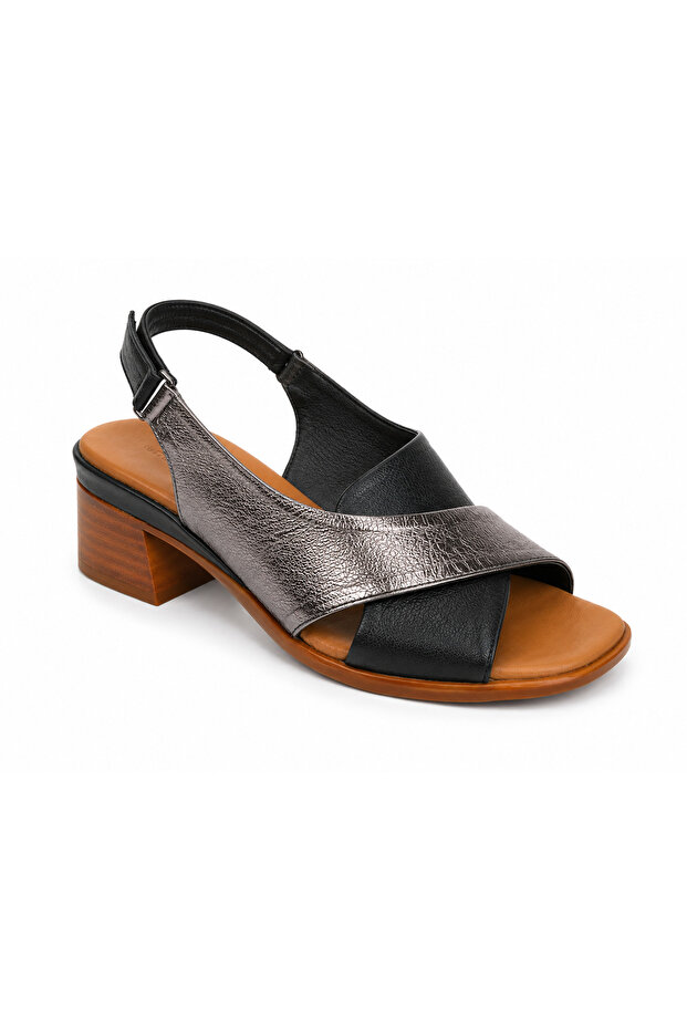 Mila Black Silver Detailed Genuine Leather Women's Sandals