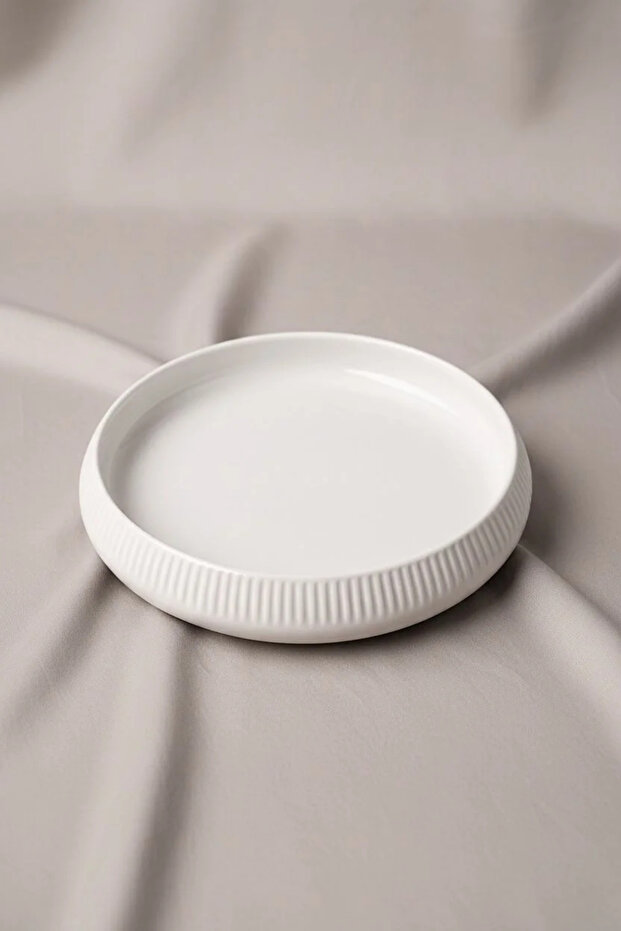 Acar Round Line Detailed Porcelain Dinner Plate 20 cm