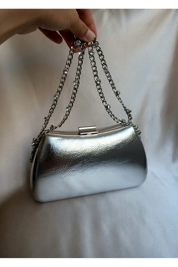 Women's Metallic Silver Stone Chain Special Design Event Evening Dress Portfolio Bag