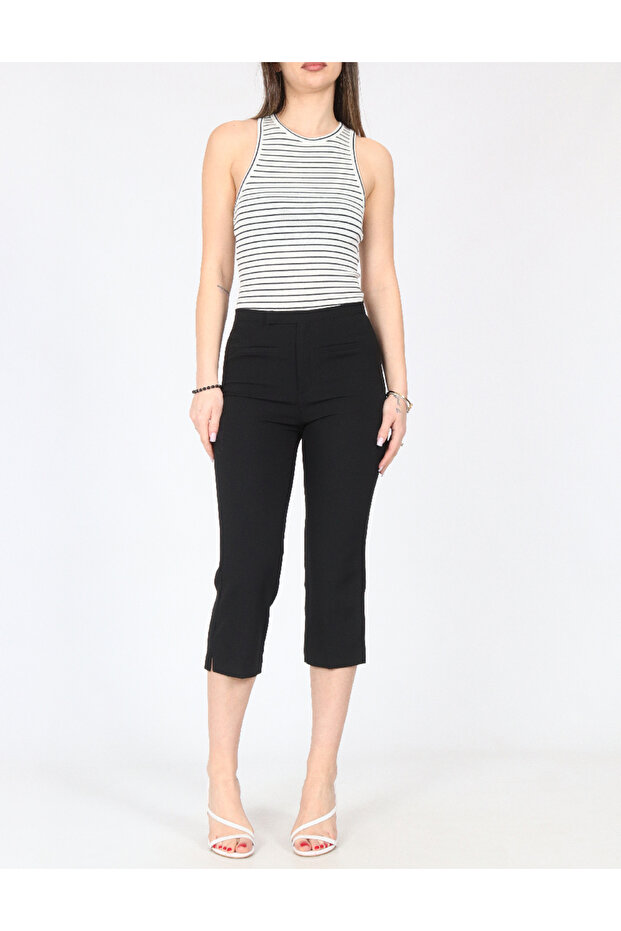 Three-quarter pants, Black