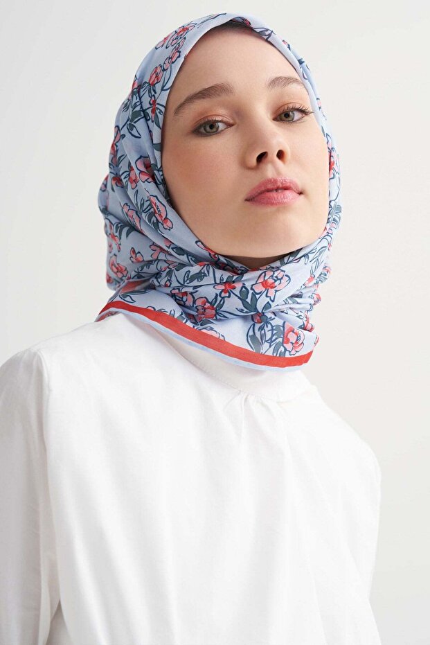 وشاح فلورينا الناعم الأزرق