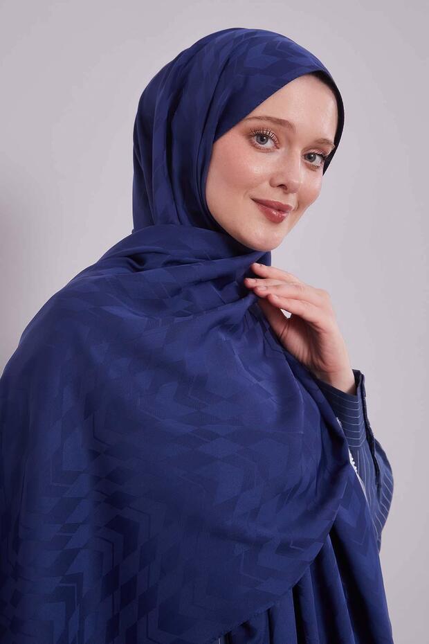 شال جاكار أزرق بنمط الاتجاهات البحرية باللون الأزرق الداكن