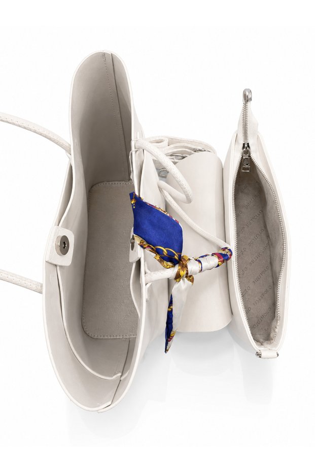Multi-Compartment Zippered Women's Hand and Shoulder Bag