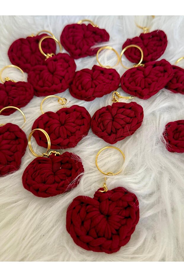 20 Pieces Knitted Burgundy Heart Keychain