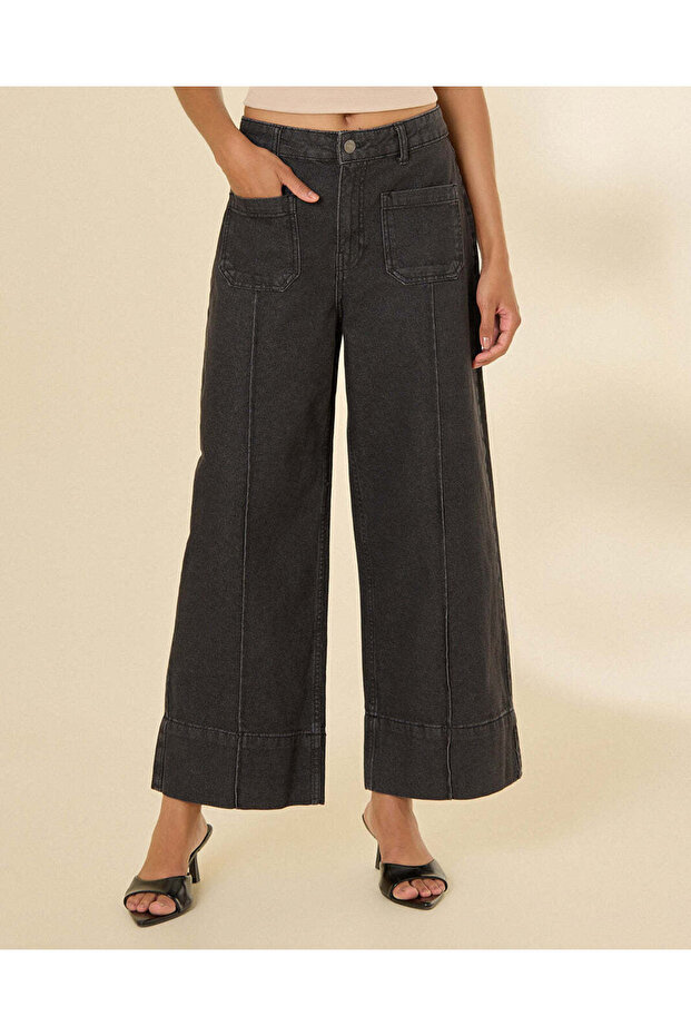 Women Dark Grey Wide Leg Cropped Jeans