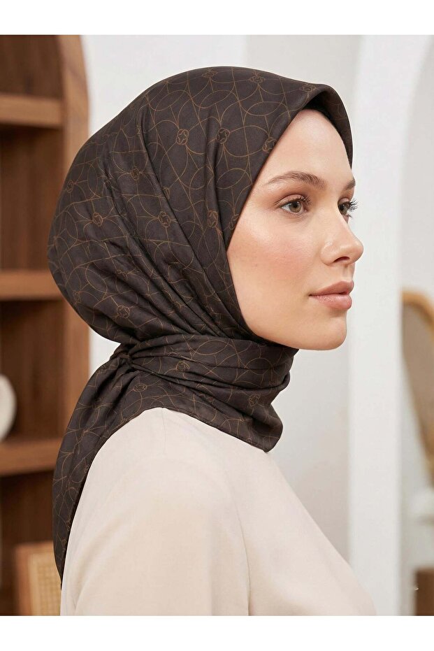 وشاح حريري - خريف وشتاء 2025/2026 - 9065701-331 - سورا