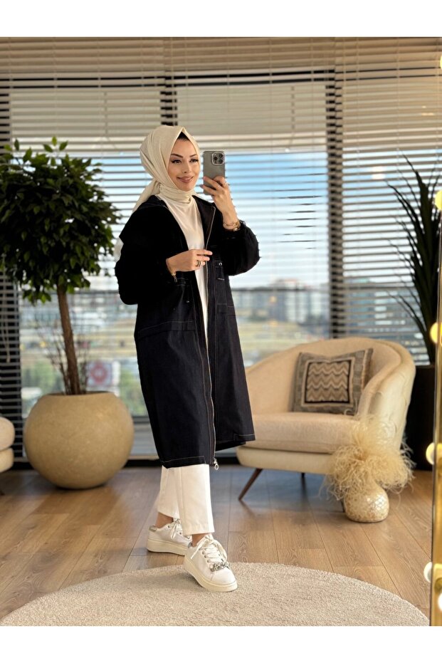 W-5833 قبعة جينز سوداء بأكمام شبكية من الأمام
