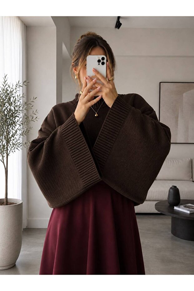 Women's Bat Sleeve Half Turtleneck Knitwear Sweater