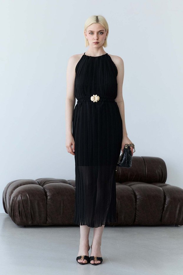 Black Halter Neck Pleated Belt Detailed Lined Midi Dress