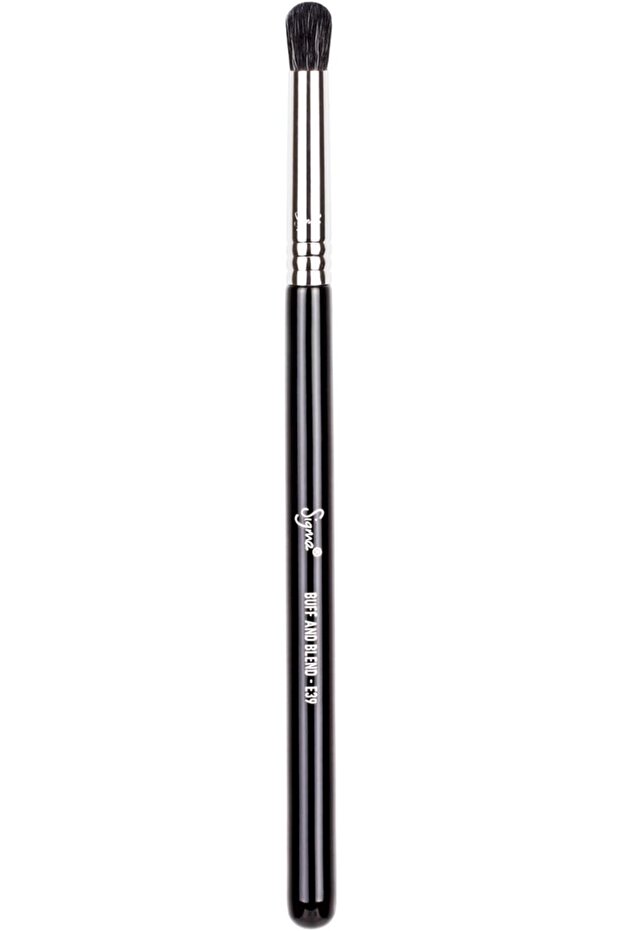 Diffused Crease Brush, E38