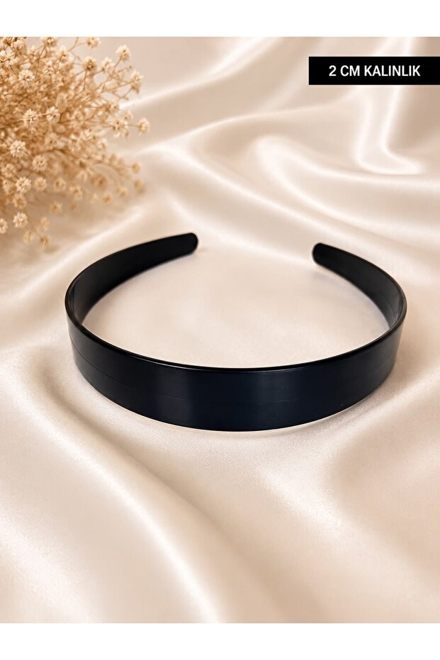 2 cm Wide ((3 Pieces)) Plastic Raw Crown Black Color