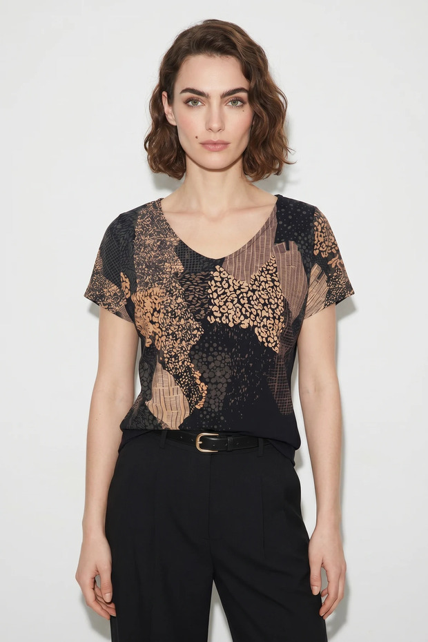 Women's V-Neck Print Detailed Relaxed Fit Viscose T-Shirt Black