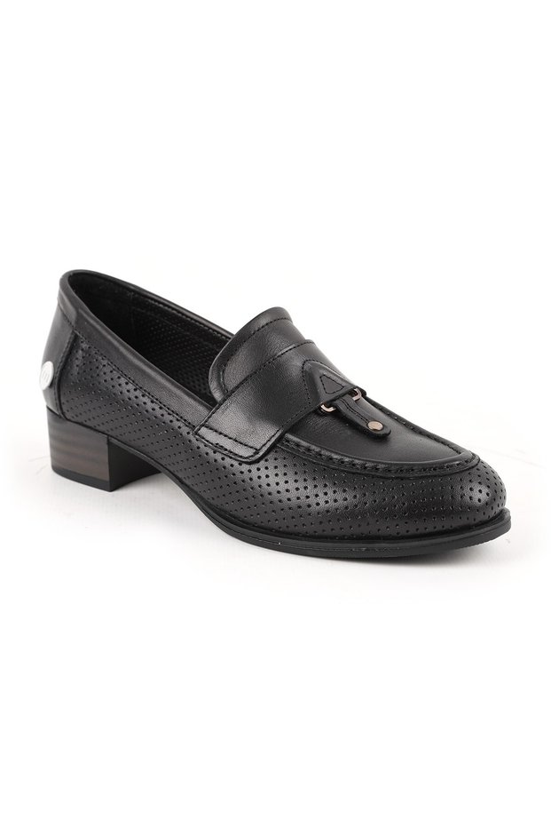 Women's Casual Shoes Genuine Leather Laser Cut Perforated Short Heeled Classic Loafer 26Y-7720