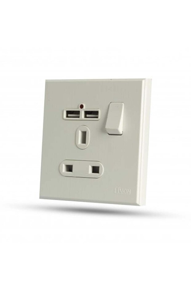 قابس كهربائي بمنفذين USB لتشغيل البيانو والتلفزيون.