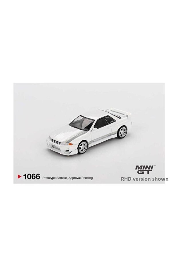 Bl 1066 Minigt Nissan Skyline Gt-R Veliside Combat C-I White 1/64 Model Car