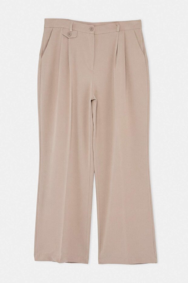 Bej Özel Koleksiyon Dökümlü Wide Leg/Geniş Paça Büyük Beden Kumaş Pantolon TBBSS26AR00062 - 4