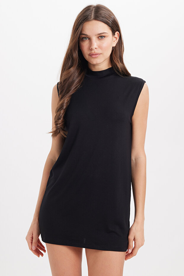 Women's Relax Fit Comfortable Cut Crew Neck Viscose Fabric Lycra Sleeveless Black Tunic