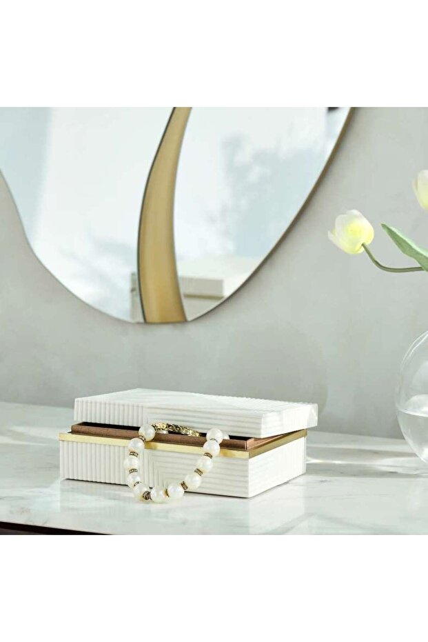Sansa Resin Decor Box 20x13x5cm - White