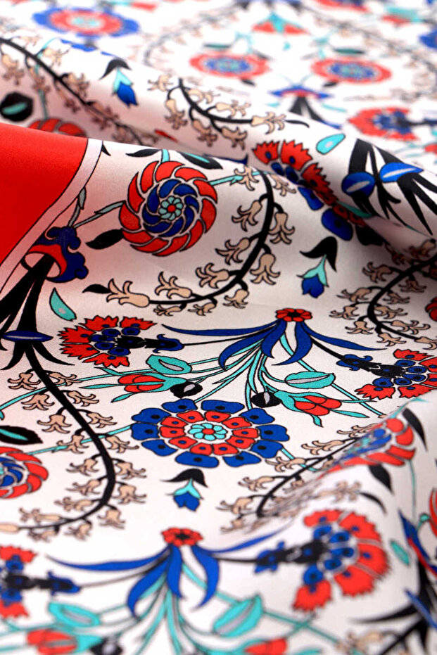 Red Side Pattern Silk Scarf - 3