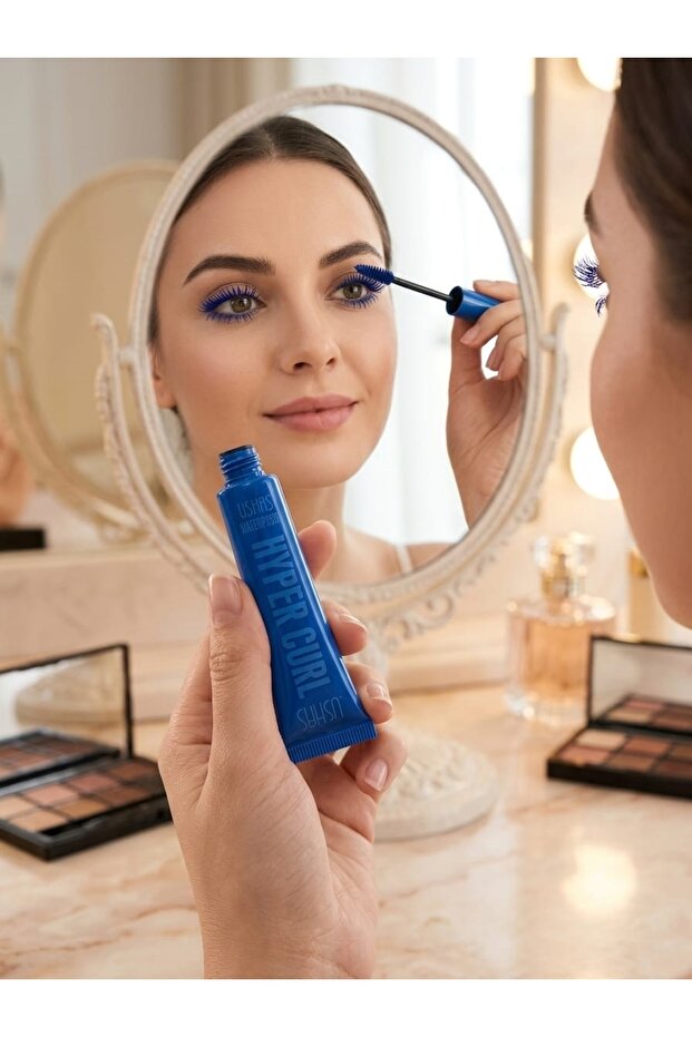 3D عيون ماسكارا زرقاء