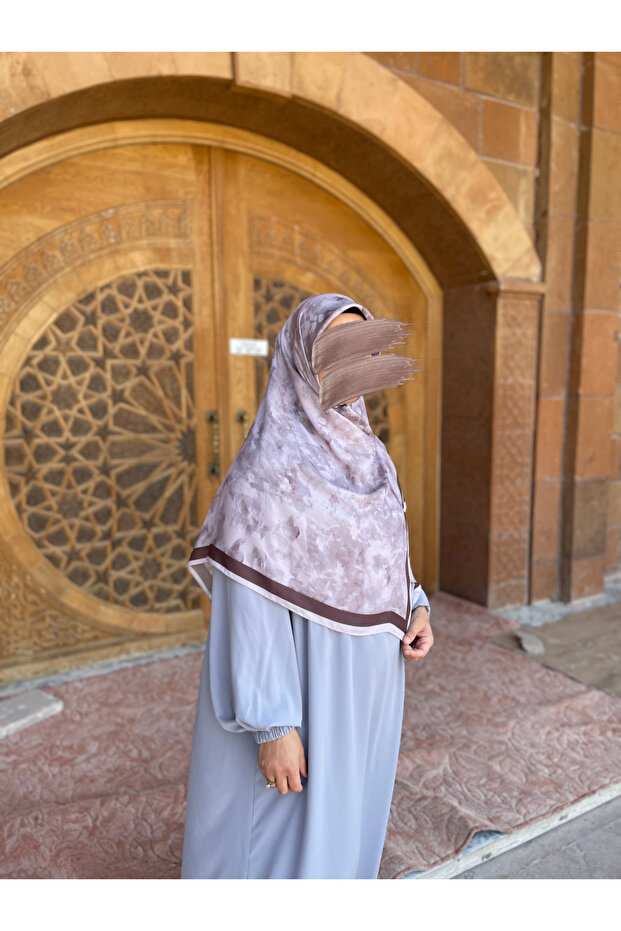 وشاح قطني كبير الحجم بنمط السحابة مقاس 115x115 سم
