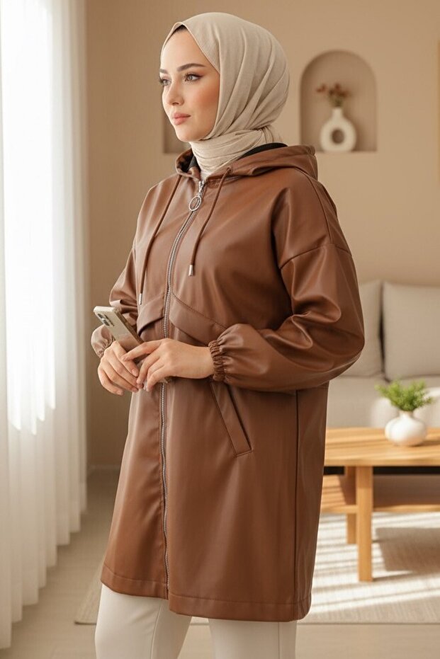 Hooded Pocket Leather Cap -Tan