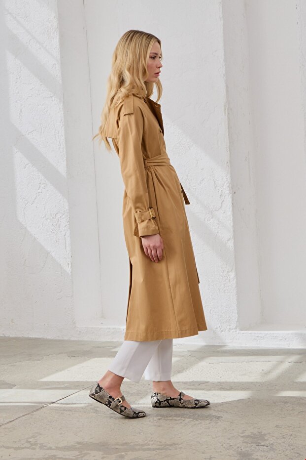 Classic Trench Coat Camel
