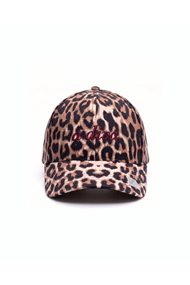 A Di̇va Embroidered Leopard Pattern Hat / a Di̇va Embroidered Leopard Pattern Adjustable Hat Cap