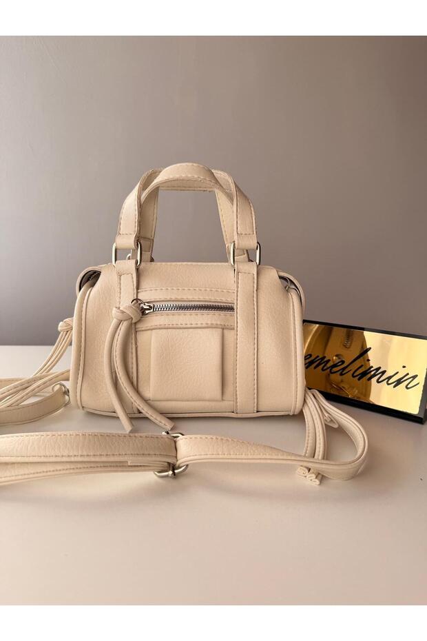 Women's Cream Leather Look Zippered Strap Hand and Shoulder Bag