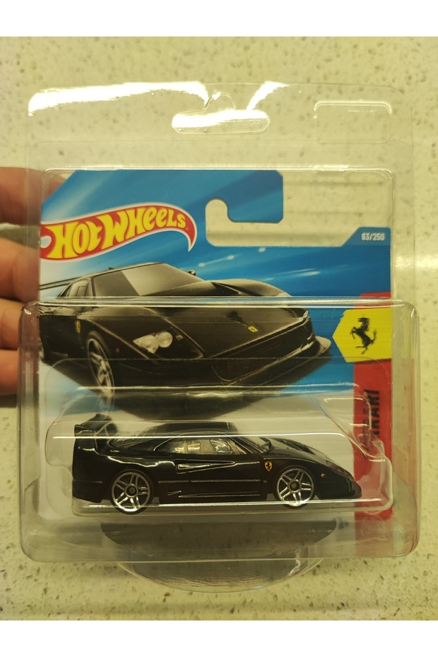 فيراري F40 (طراز 2026 سي)
