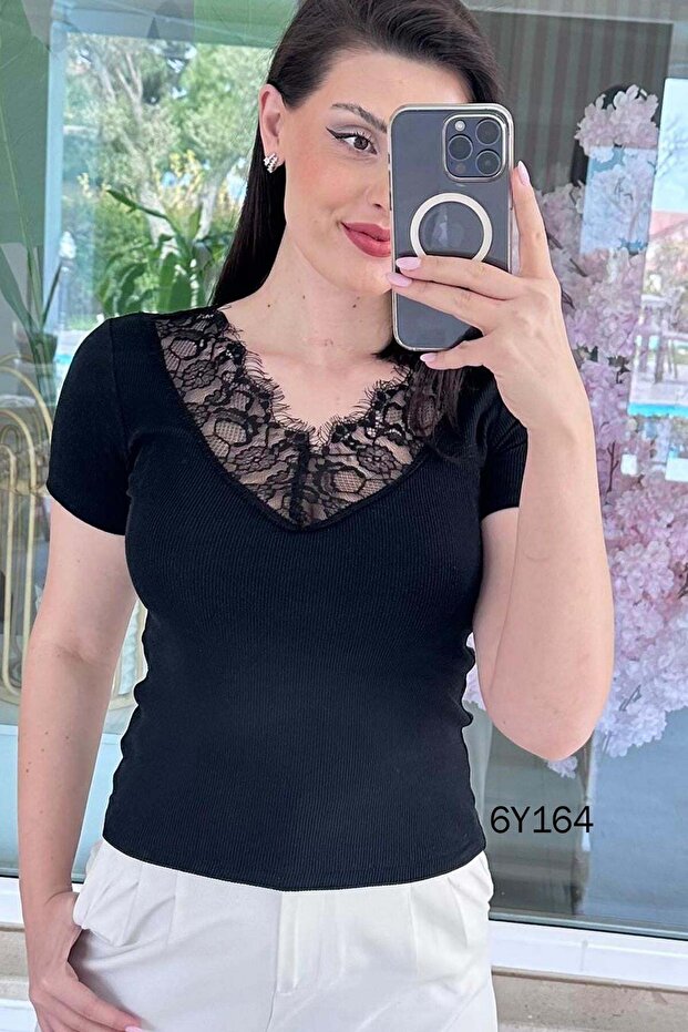 V-Neck Lace Ribbed Camisole Tshirt 6Y164