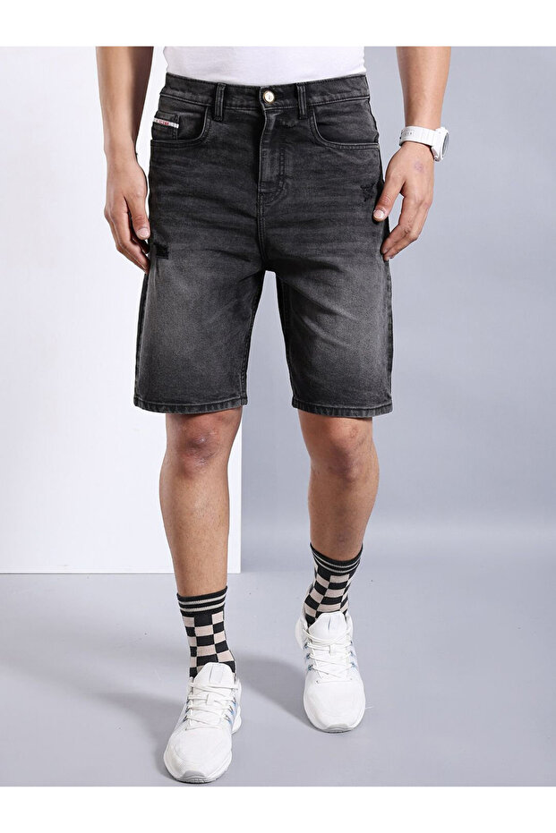 Men Regular Fit Solid Denim Shorts