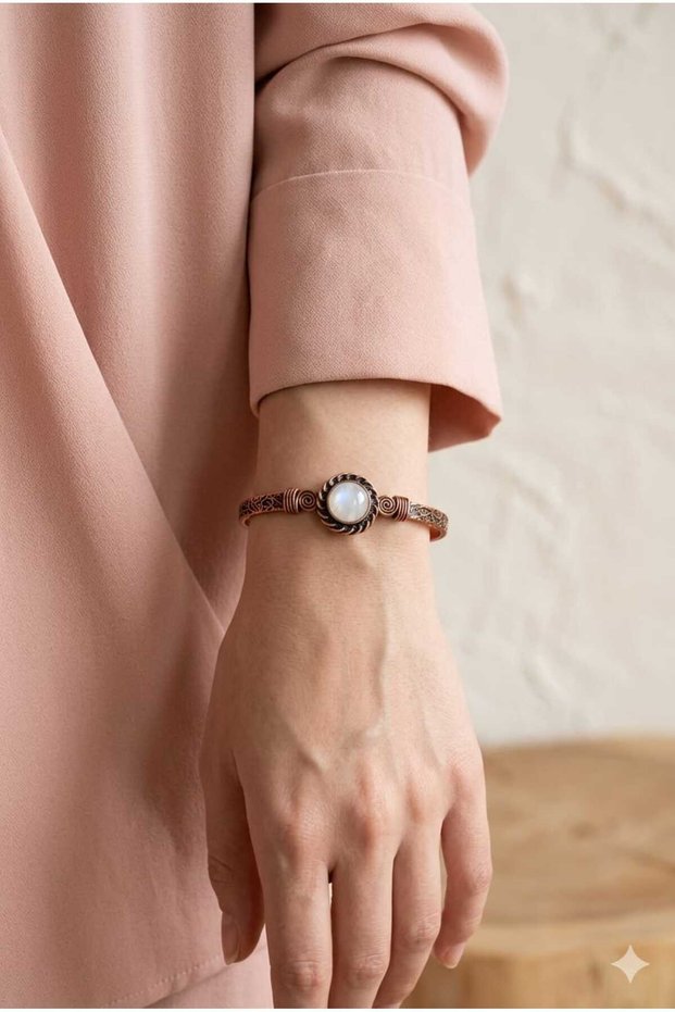 Transparent Selenite Natural Stone Vintage Women's Copper Bracelet for Aries, Libra and Crab Zodiac Signs