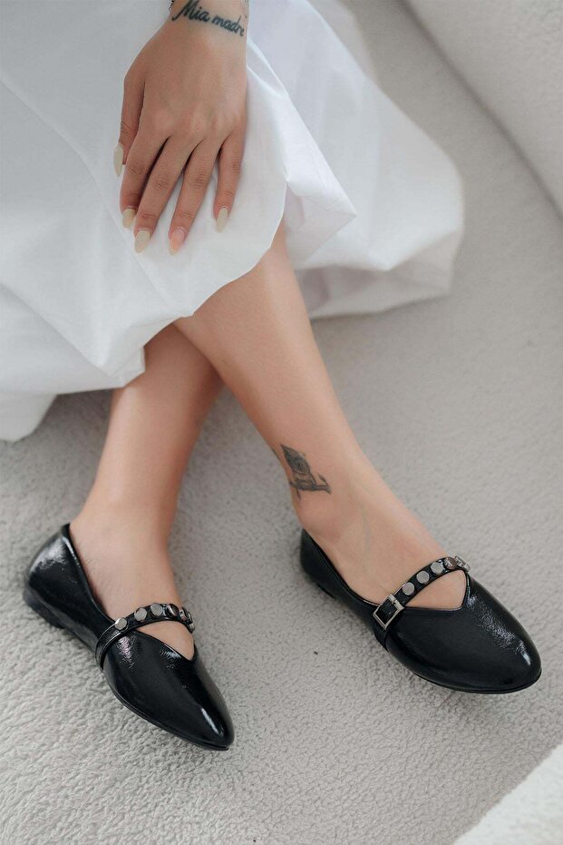 Some Belt Detail Matte Patent Leather Ballerinas Black