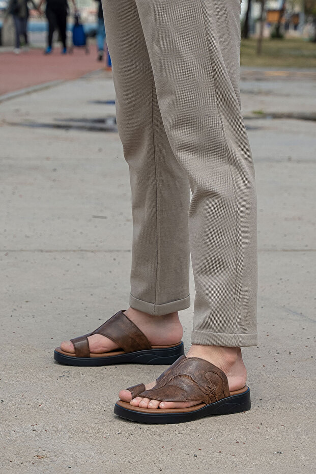 Men's Thick Soled Flip-Flops - 2