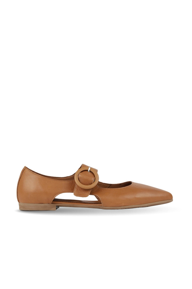 Tan Leather Women's Flat Shoes