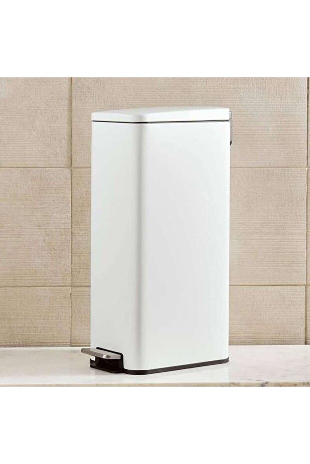 Vale Soft Close Metal Pedal Bin With Fingerprint Resistant 20l 20.8x37.5x61cm- White
