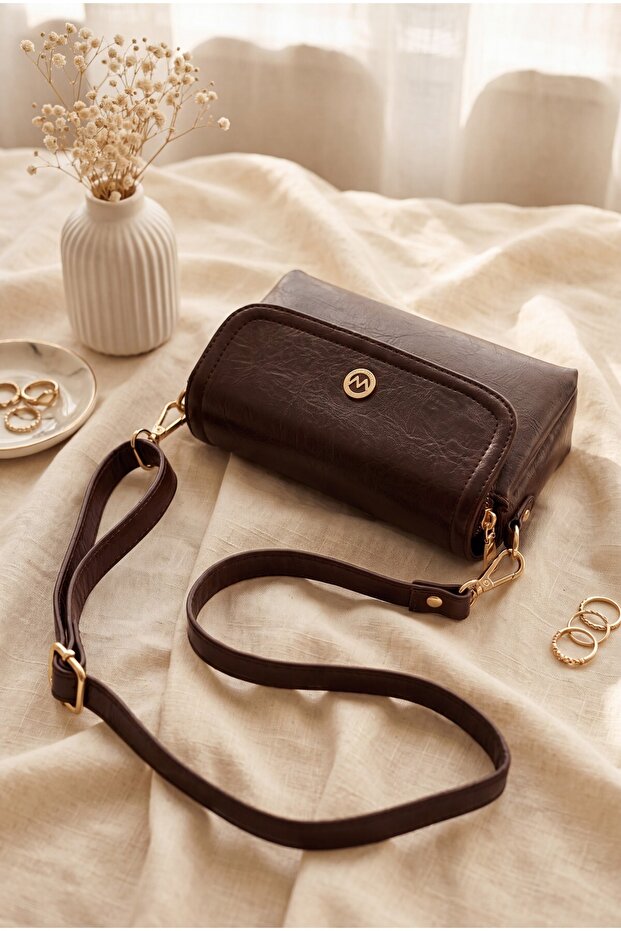 Double Compartment Strap Portfolio Bag - Dark Brown