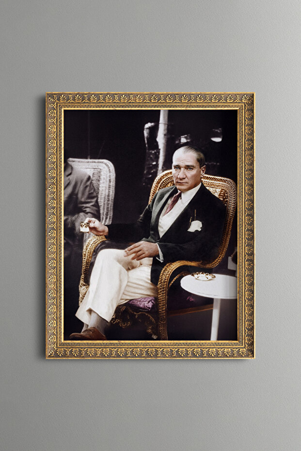 Mustafa Kemal Atatürk - Vintage Patterned Painting - Fine Model