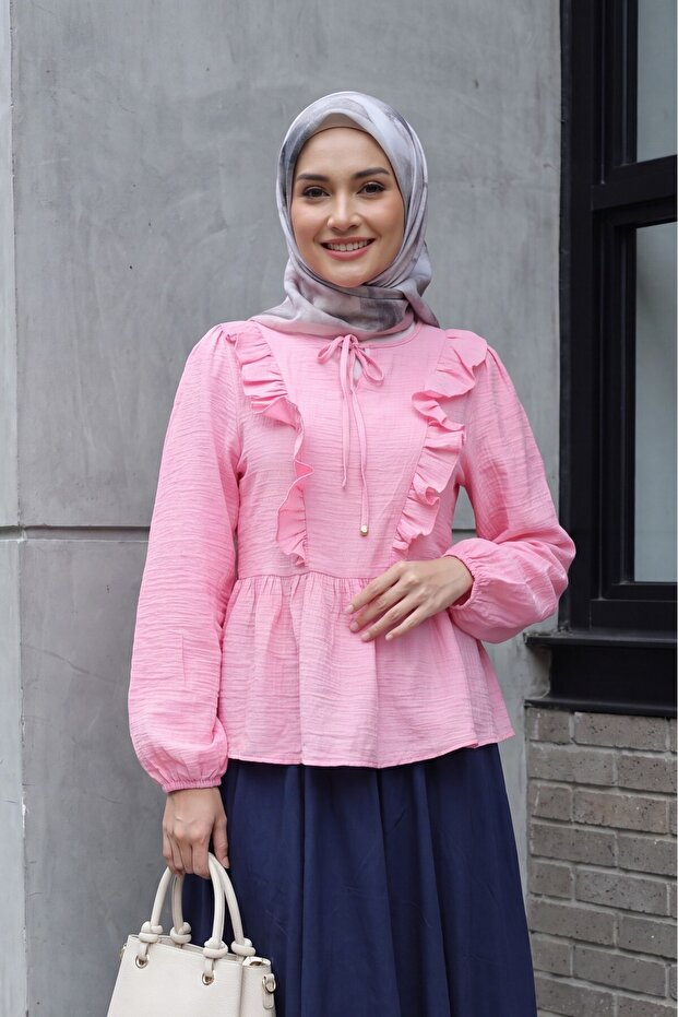 Tie-Neck, Ruffled Front, Elastic Sleeves Crinkle Blouse - Pink