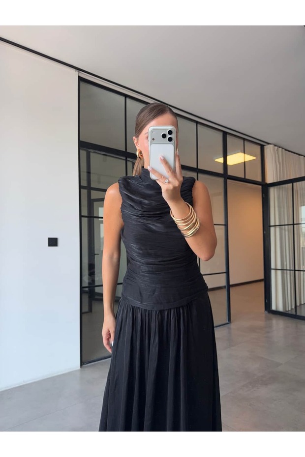 Draped Shimmering Maxi Dress Black