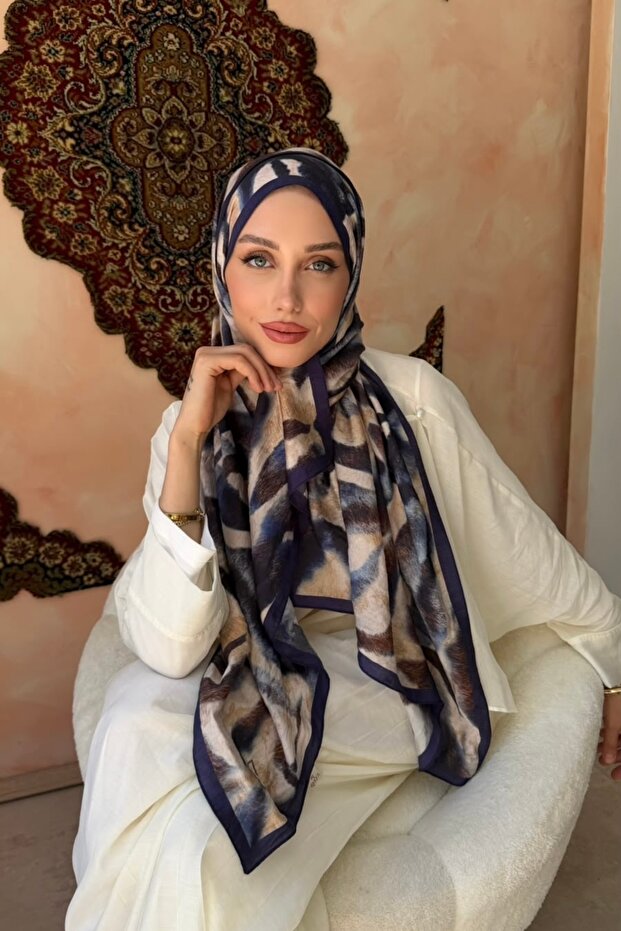 Navy Blue Patterned Silk Shawl