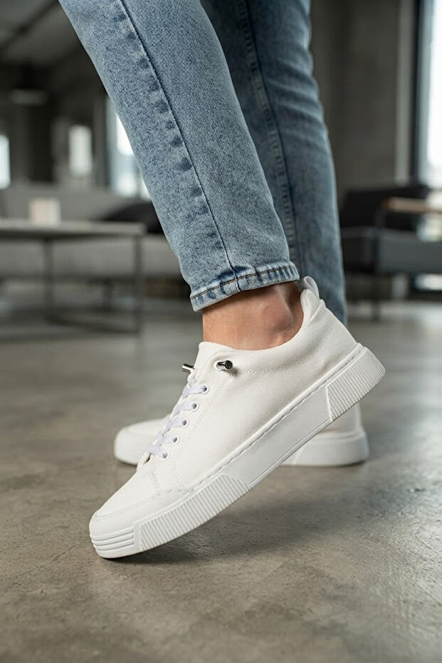 North White Sneaker