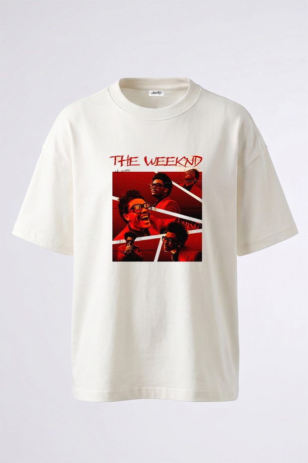 تي شيرت أبيض كبير الحجم مطبوع بتصميم The Weeknd_17
