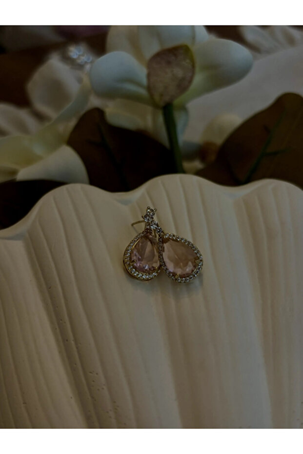 Pembe Işıltı